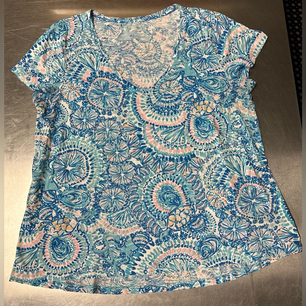 Lilly Pulitzer Top V-Neck Tee T-Shirt Grotto Commotion In The Ocean Colorful XL